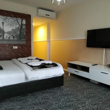 โกลด์ สวีท เบย์ลิกดูซู Hotel อิสตันบูล ภายนอก รูปภาพ