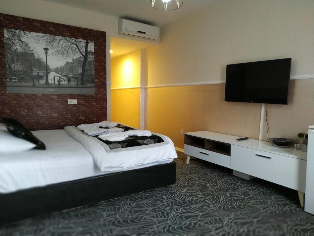 โกลด์ สวีท เบย์ลิกดูซู Hotel อิสตันบูล ภายนอก รูปภาพ
