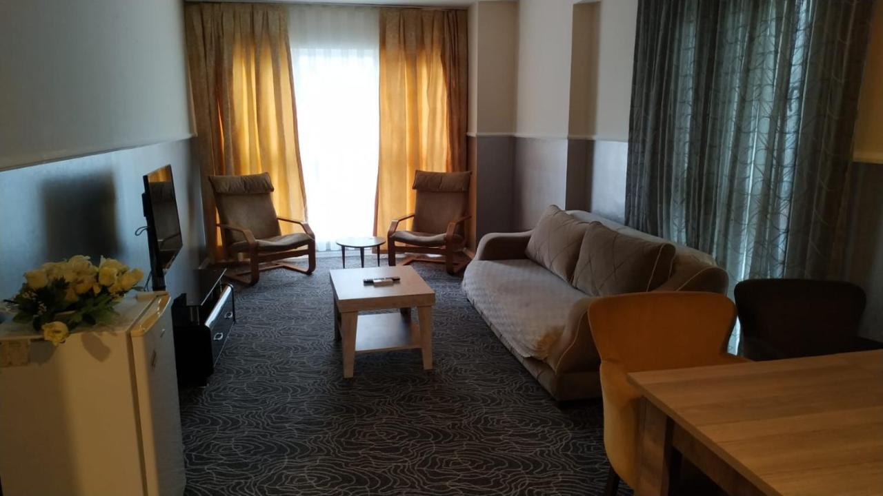 โกลด์ สวีท เบย์ลิกดูซู Hotel อิสตันบูล ภายนอก รูปภาพ